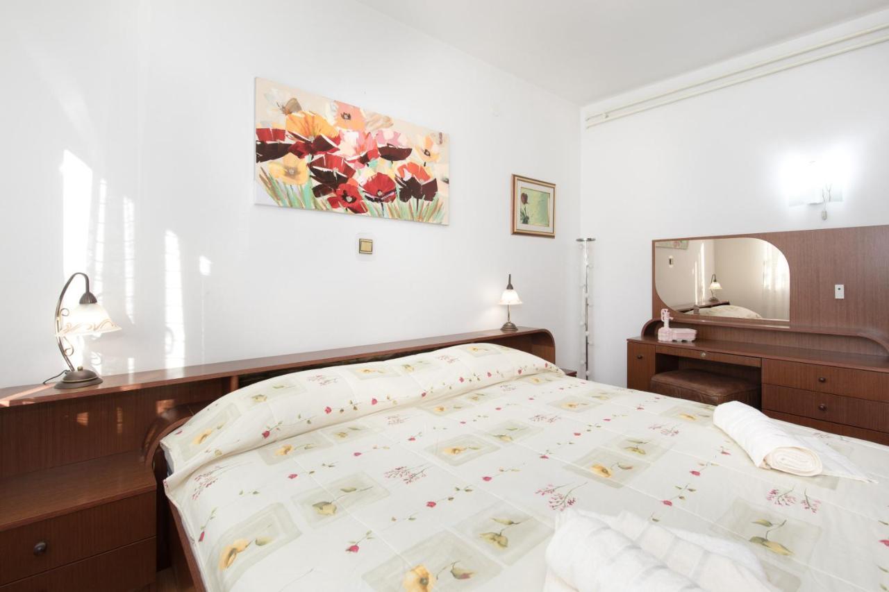 Apartmani Paradiso كرك المظهر الخارجي الصورة